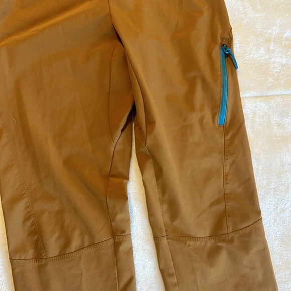 light weight athletic pants size large (12-14) - Picture 3 of 5